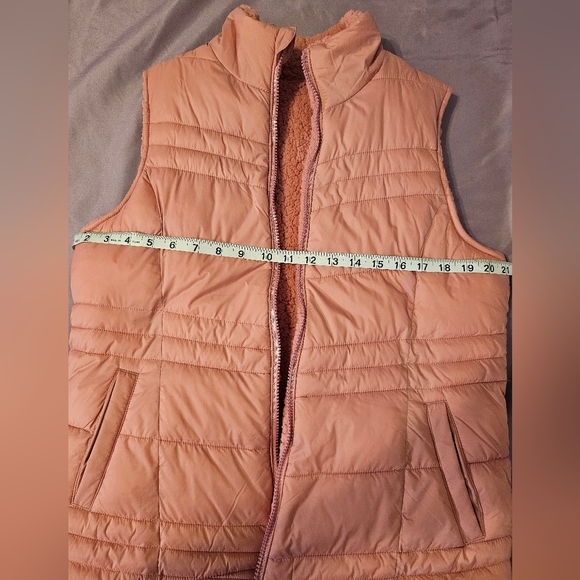 Time and Tru Walmart Brand Puffer Zipper Sleeveless Vest Size Small (4-6) Pink - Picture 9 of 9